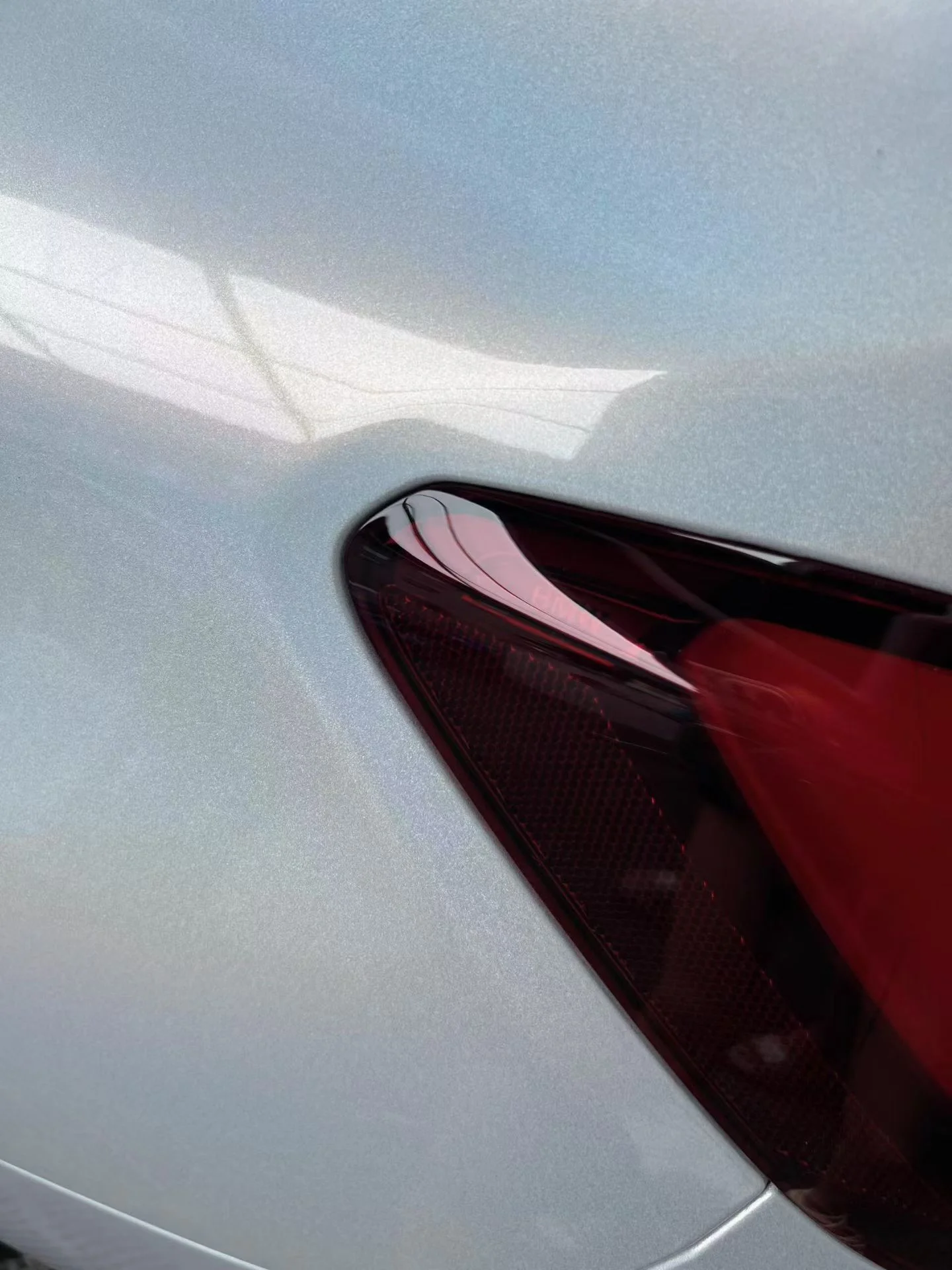 PET Laser White — A closer look. 4